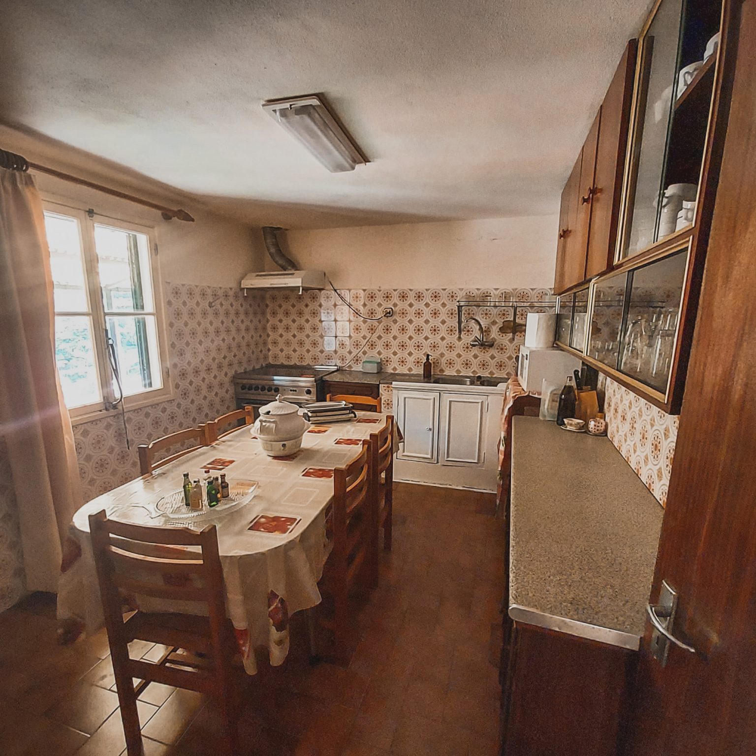 Kitchen with dining table at the Eco-CoLiving house
